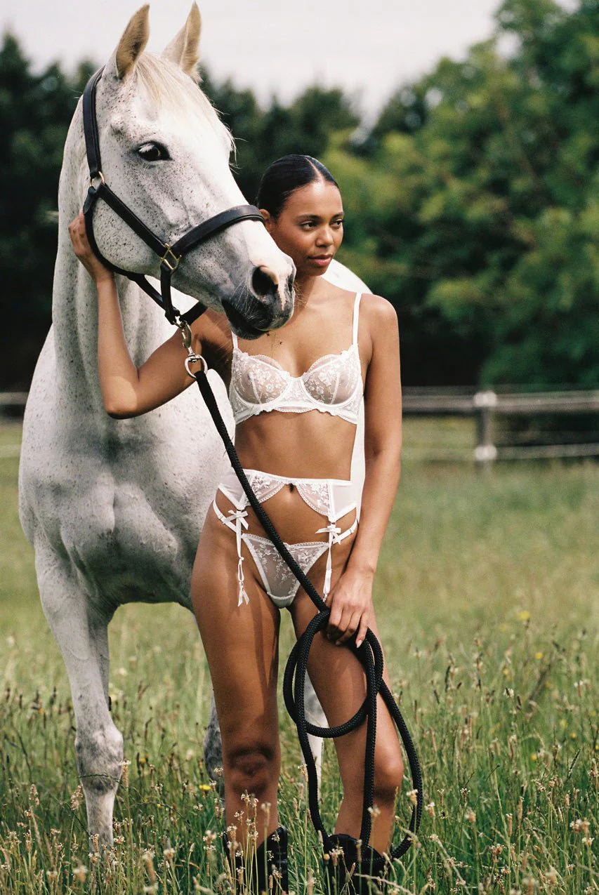 Sofia Underwire White - Image 6