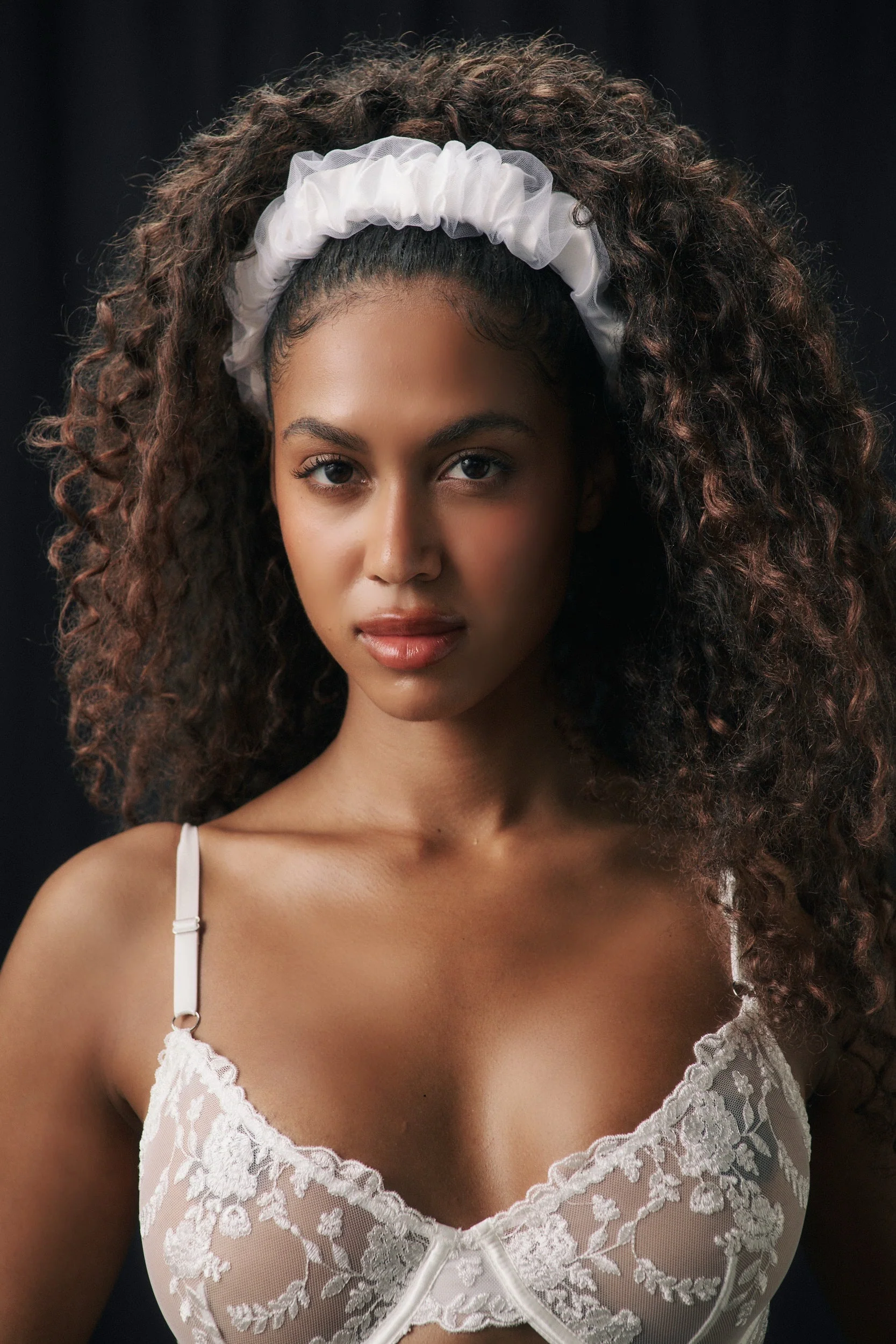 Sunny Ruched Headband - Image 7